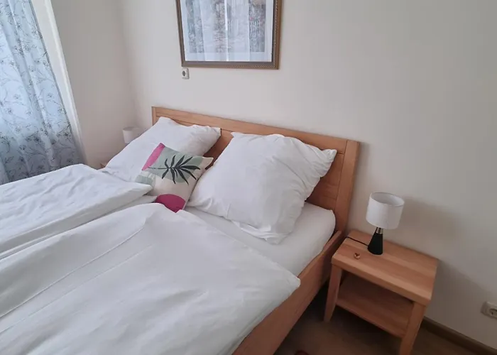 Weidenauer- Gabi's Café Inn *