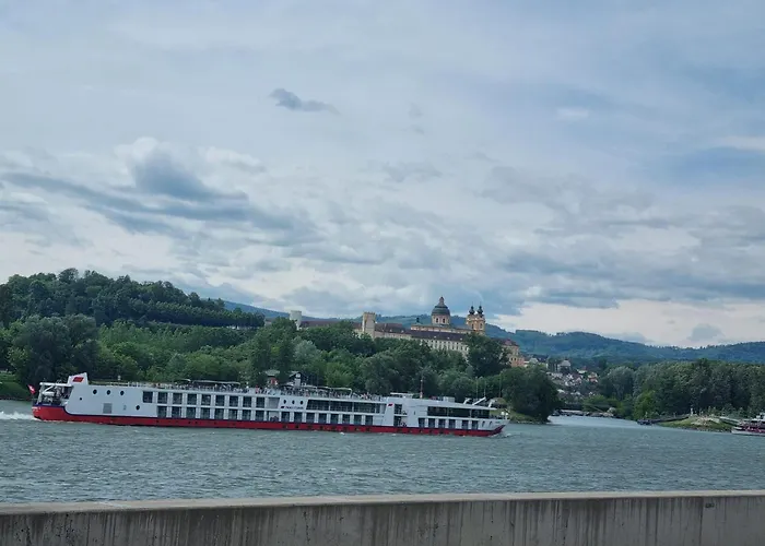 Weidenauer- Gabi's Café Inn
